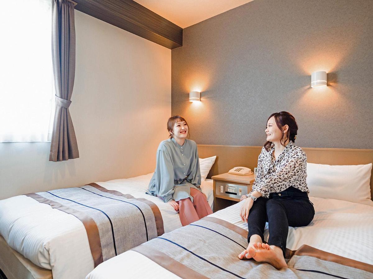 Hakata First Hotel ฟูกุโอกะ ภายนอก รูปภาพ