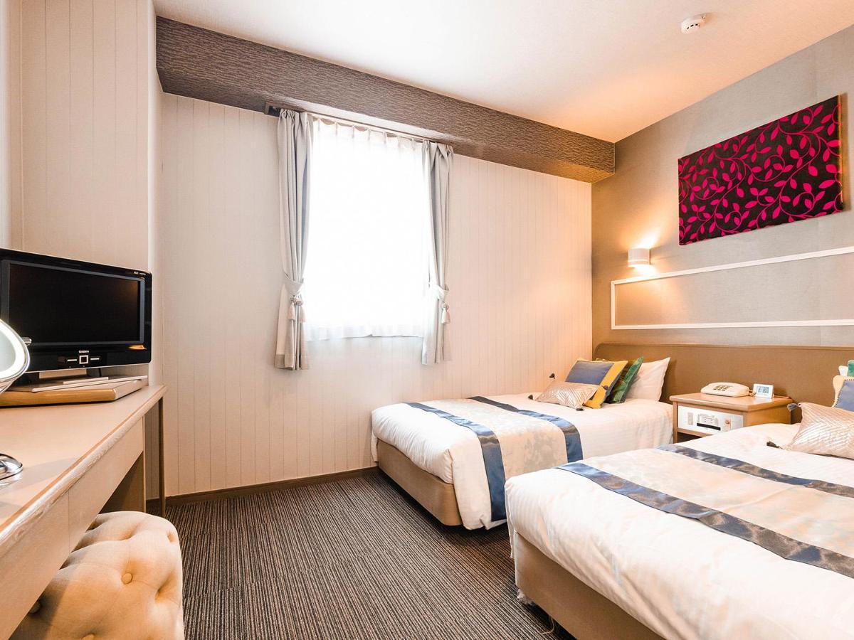 Hakata First Hotel ฟูกุโอกะ ภายนอก รูปภาพ