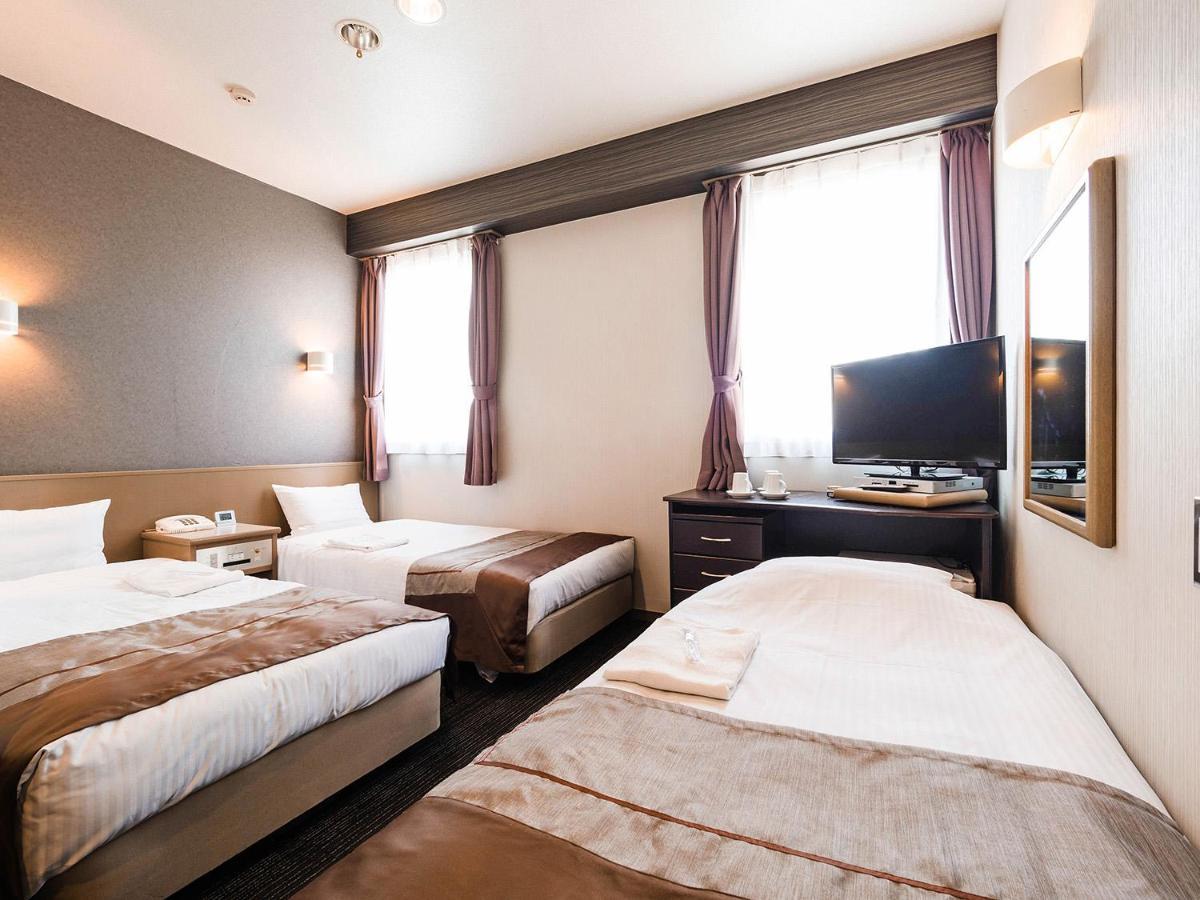 Hakata First Hotel ฟูกุโอกะ ภายนอก รูปภาพ